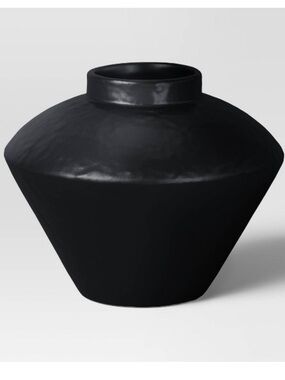 THRESHOLD NWT Small Modern Vase Black